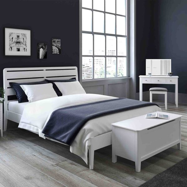 Ocazia Chester White Blanket Box – Ottoman Storage Bench for Bedroom or Hallway - Image 3